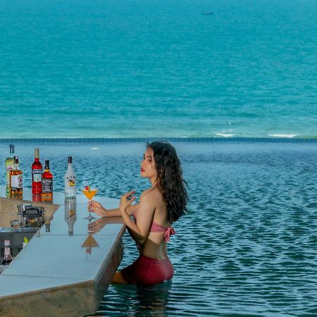 Awaken Da Nang Hotel מראה חיצוני תמונה