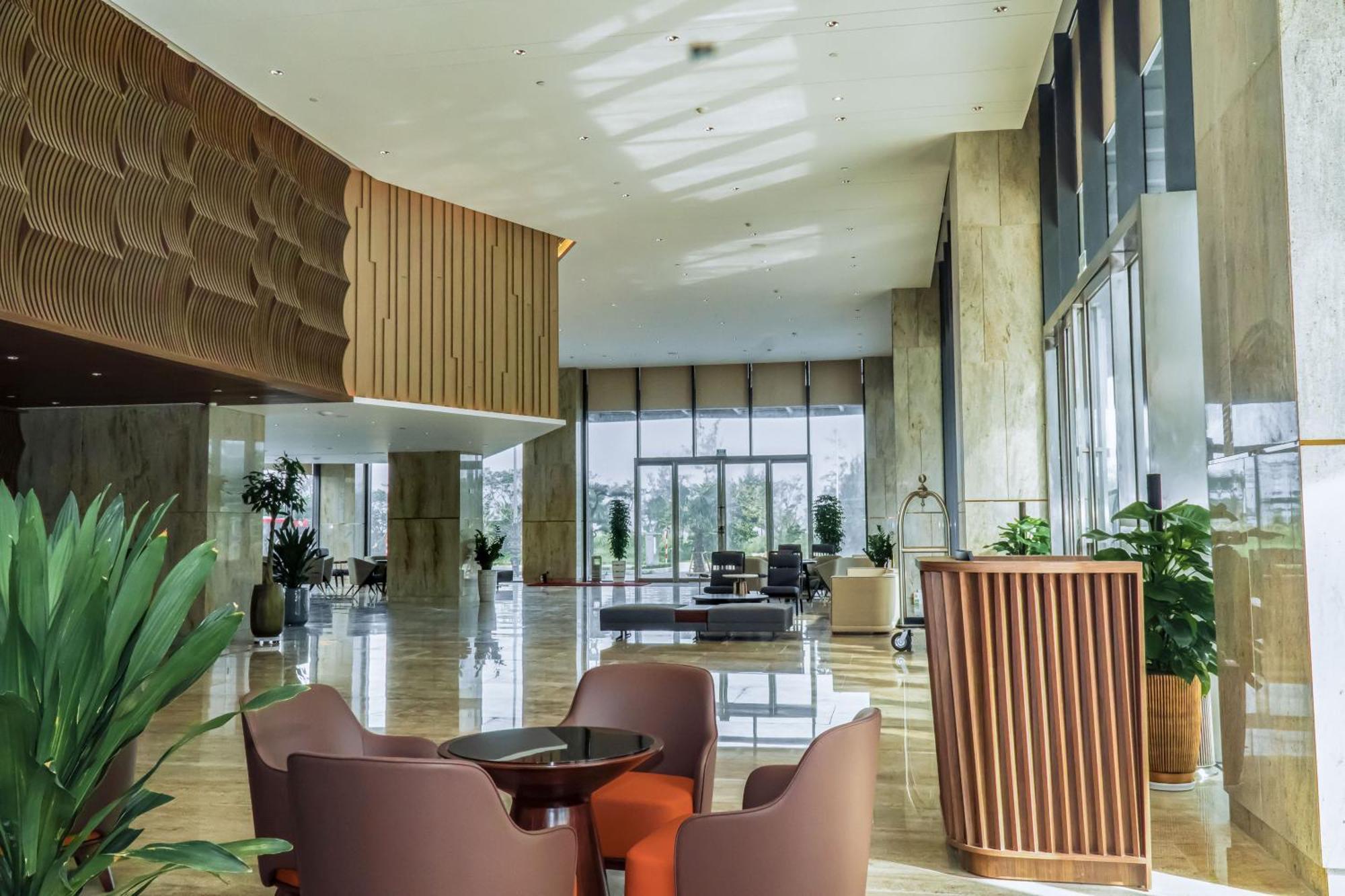 Awaken Da Nang Hotel מראה חיצוני תמונה