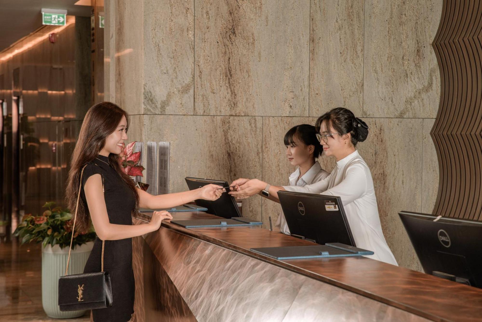 Awaken Da Nang Hotel מראה חיצוני תמונה