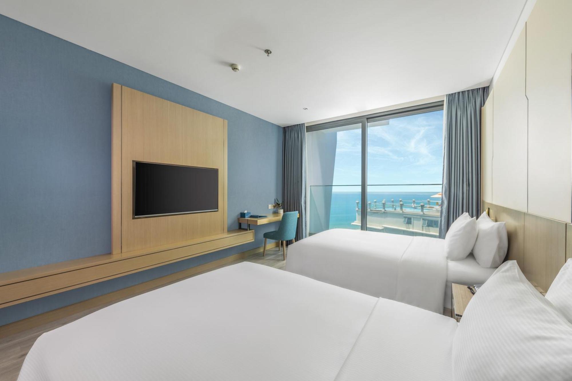 Awaken Da Nang Hotel מראה חיצוני תמונה