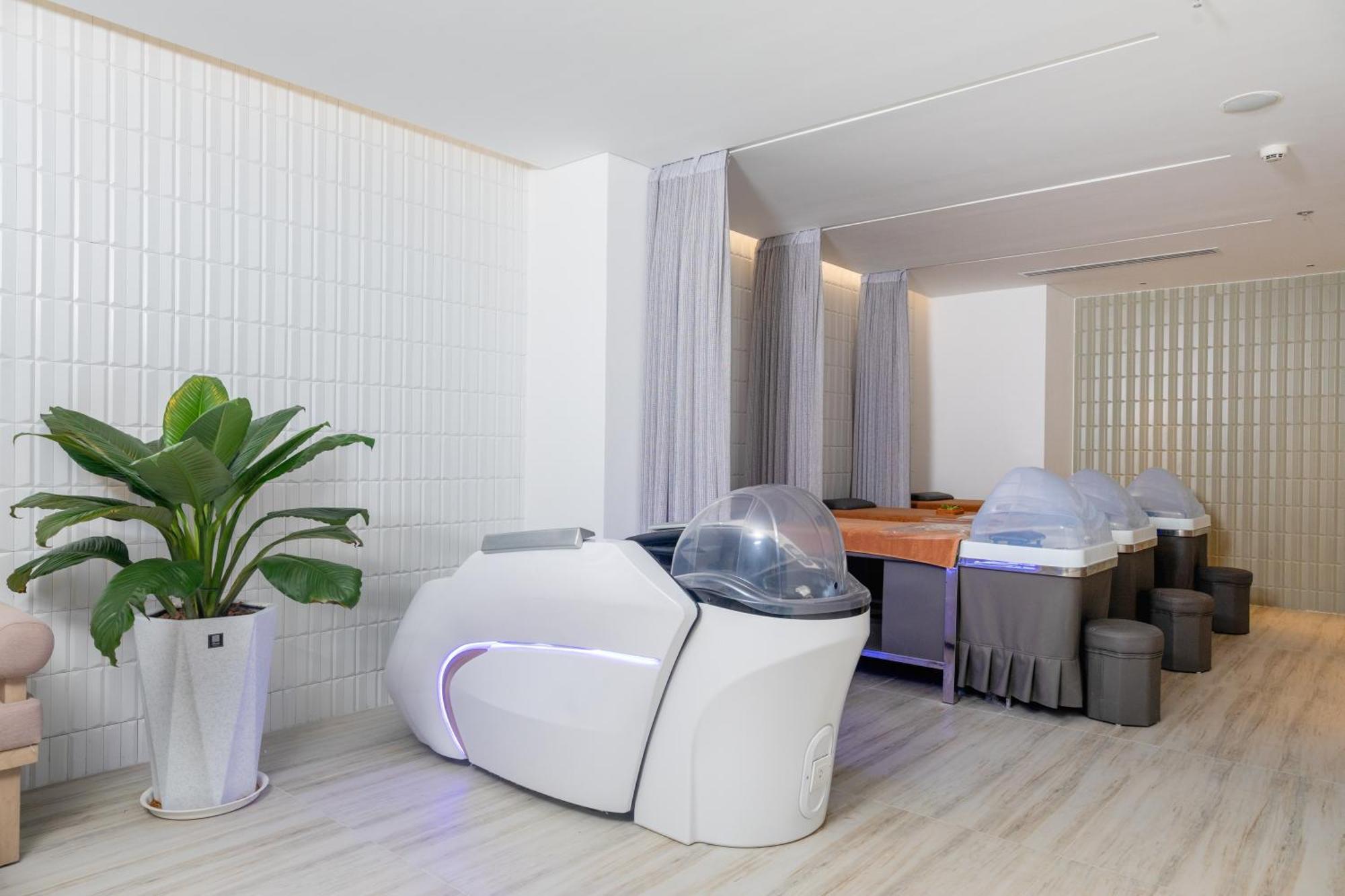 Awaken Da Nang Hotel מראה חיצוני תמונה